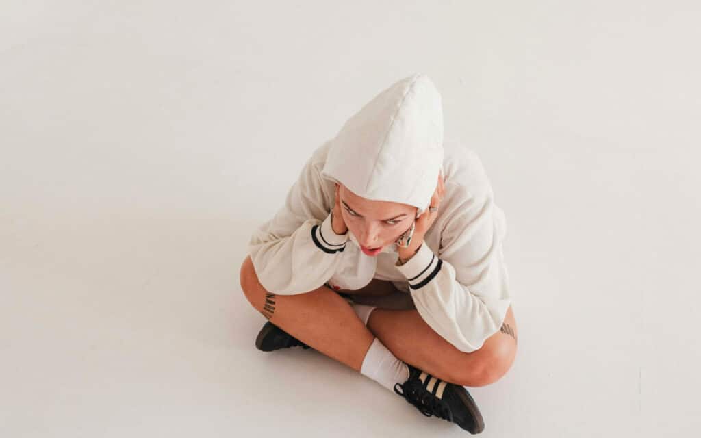 Understanding how loneliness affects brain function and mental health, with solutions for emotional healing